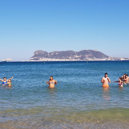 Estudio A Pie De Playa Con Bano Y Cocina Privados Apartman Algeciras Kültér fotó