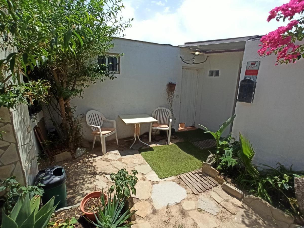 Estudio A Pie De Playa Con Bano Y Cocina Privados Apartman Algeciras Kültér fotó